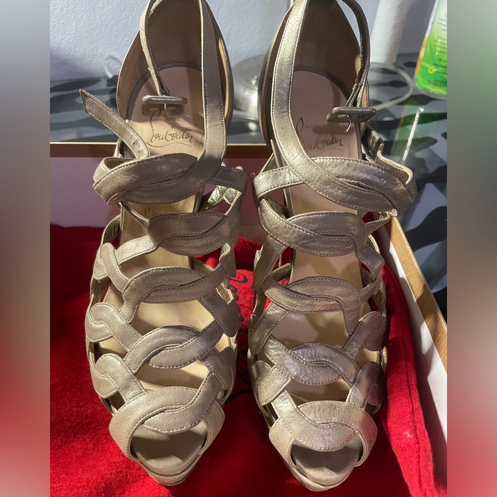 Christian Louboutin Larissa Plato 150 Calf Laminato